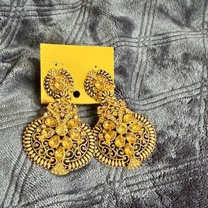 Elegant Gold-Tone Floral Earrings